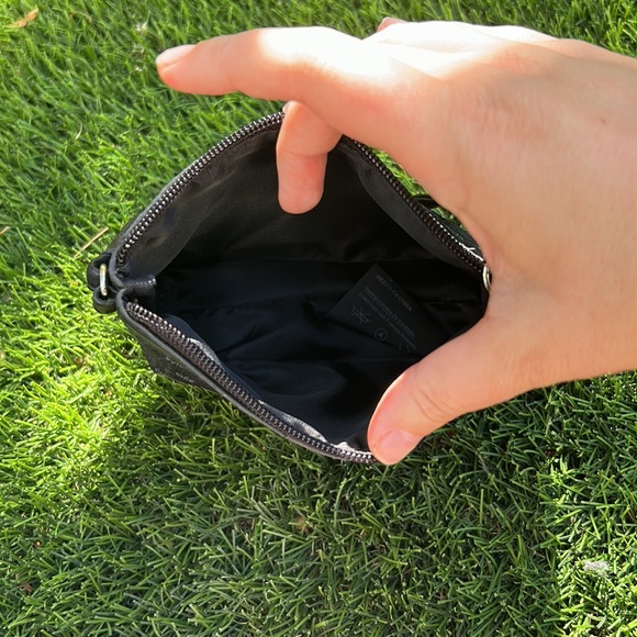 Cloe fabric with leather trim wristlet - Picture 2 of 6